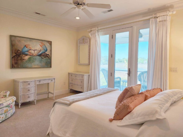 Luxury 5 Bedroom Beach Home- Steps to Beach